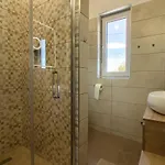 Charming Sissano With Private Pool Near Pula By Wiibuk Willa