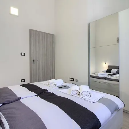 Charming Sissano With Private Pool Near Pula Sisan
